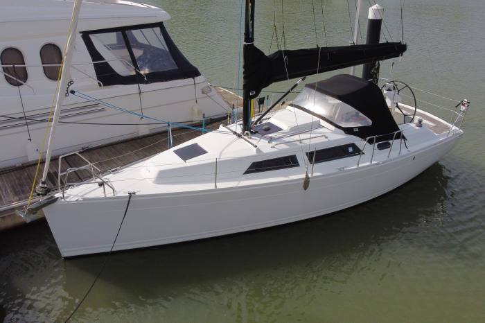 2015 Hanse 325